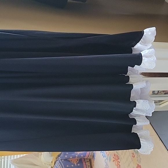 Women's Octoberfest costume dress - Picture 3 of 5